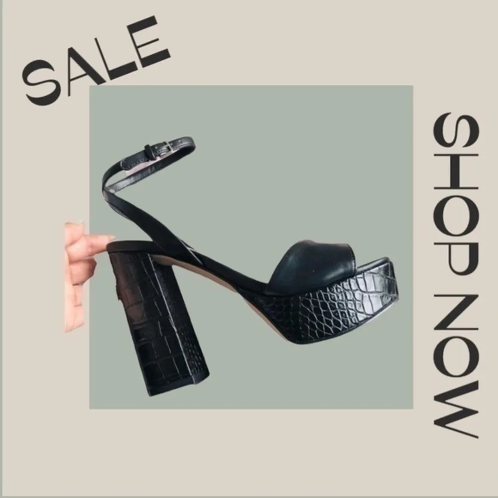 Black leather croc heels Platform​